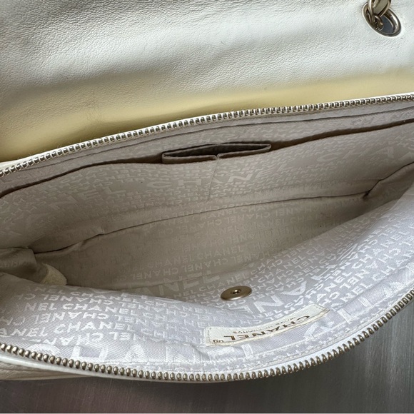 Chanel Lambskin Quilted Flower Patch Single Flap in Cream - Picture 8 of 10